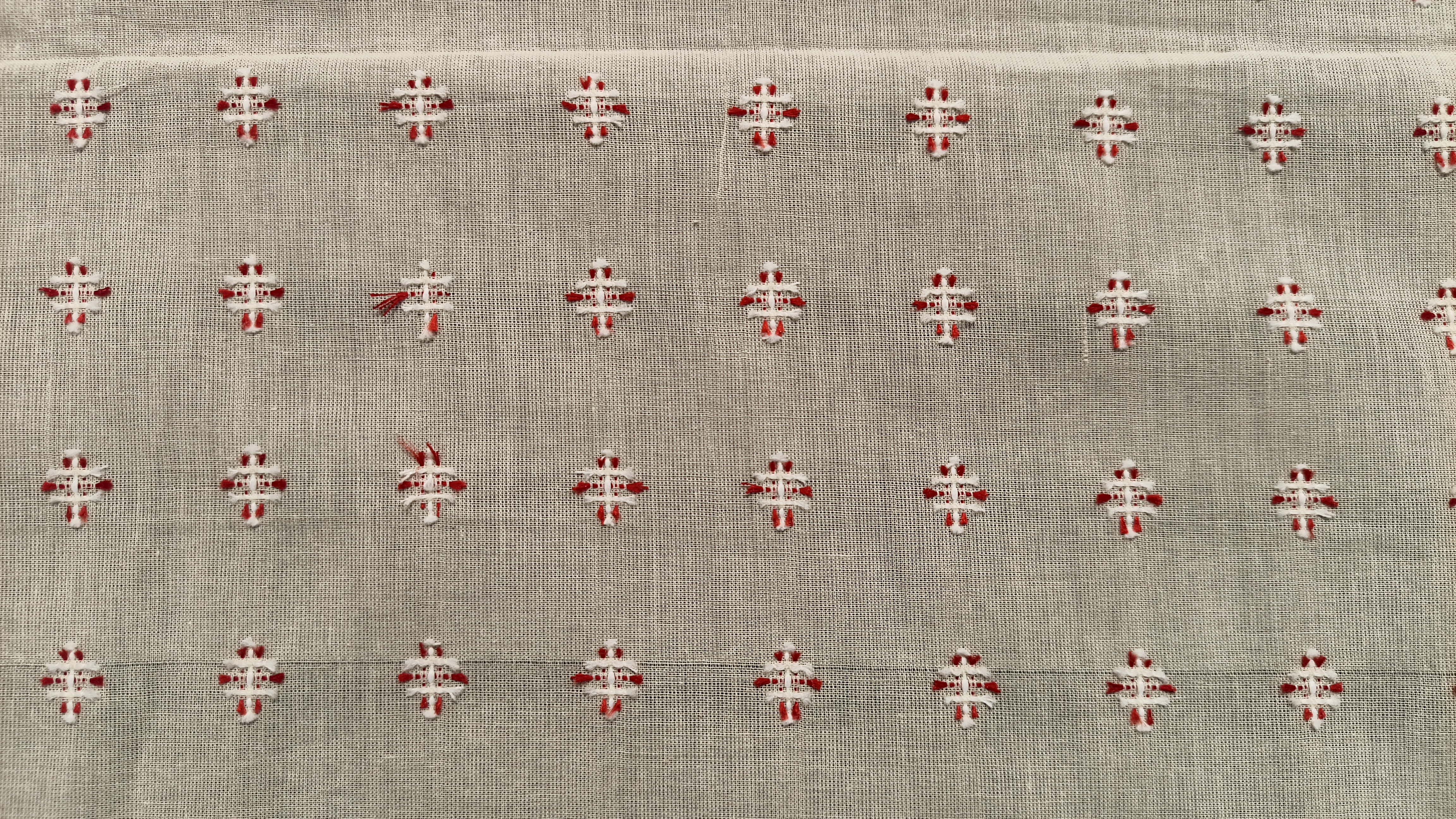 COTTON COLOUR BOOTA MEHROON WHITE PLUS